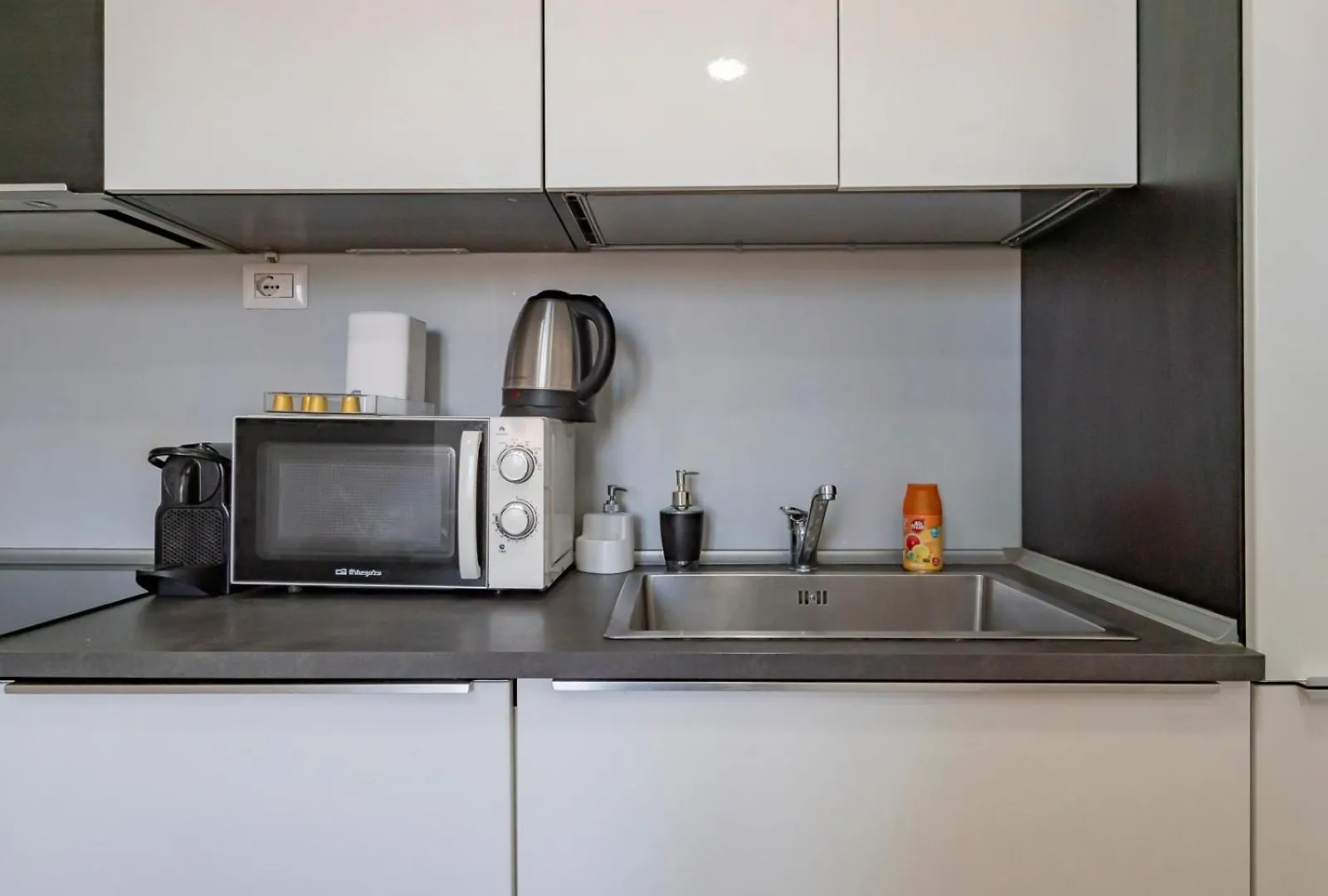 I Host Apartment - Ferrante Aporti 24 Milan Italy