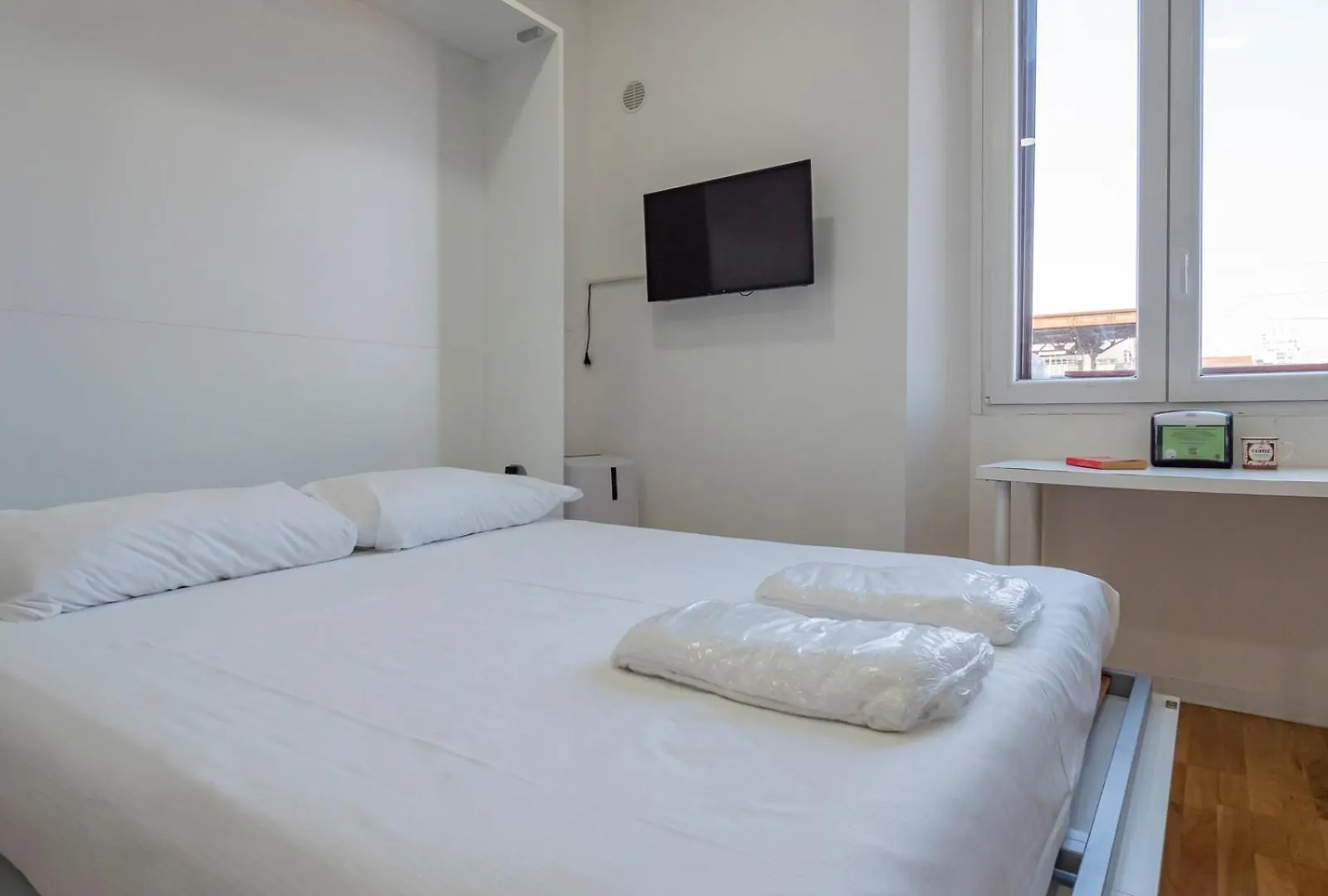I Host Apartment - Ferrante Aporti 24 Milan 0*,  Italy