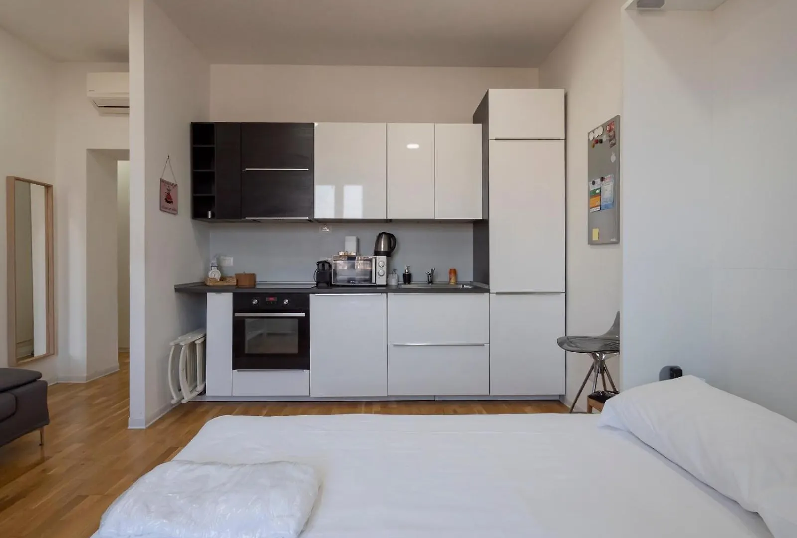 I Host Apartment - Ferrante Aporti 24 Milan Italy
